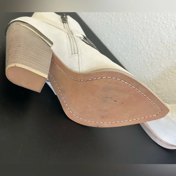 DKNY 8.5M Off White Tizz Embellished Pointed Toe Ankle Booties WESTERN SUEDE - Picture 7 of 15